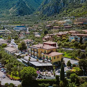 Отель Limone, Лимоне-суль-Гарда