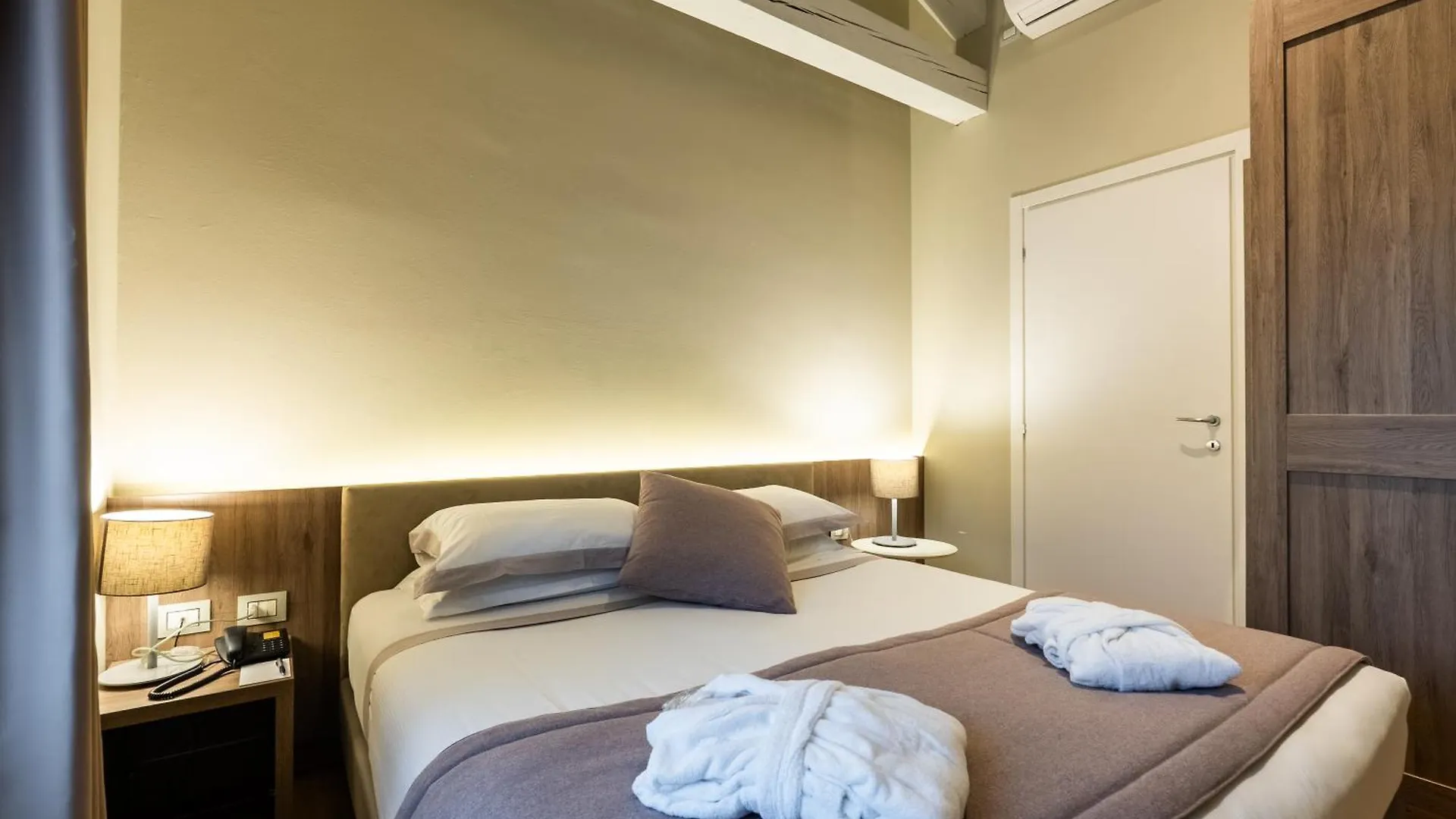 ****  Hotel Centrale Cernobbio Italia