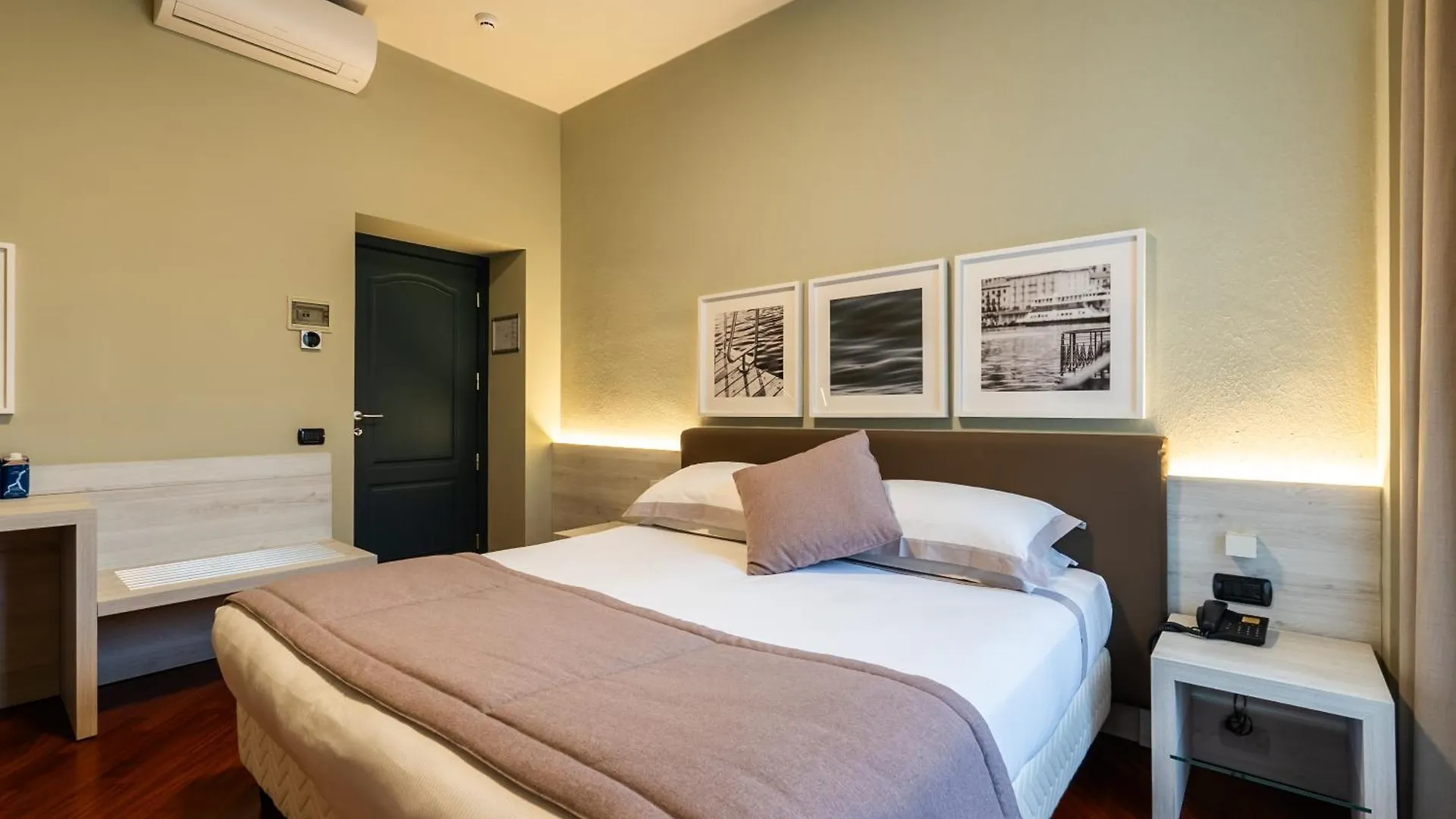 Hotel Centrale Cernobbio 4*,
