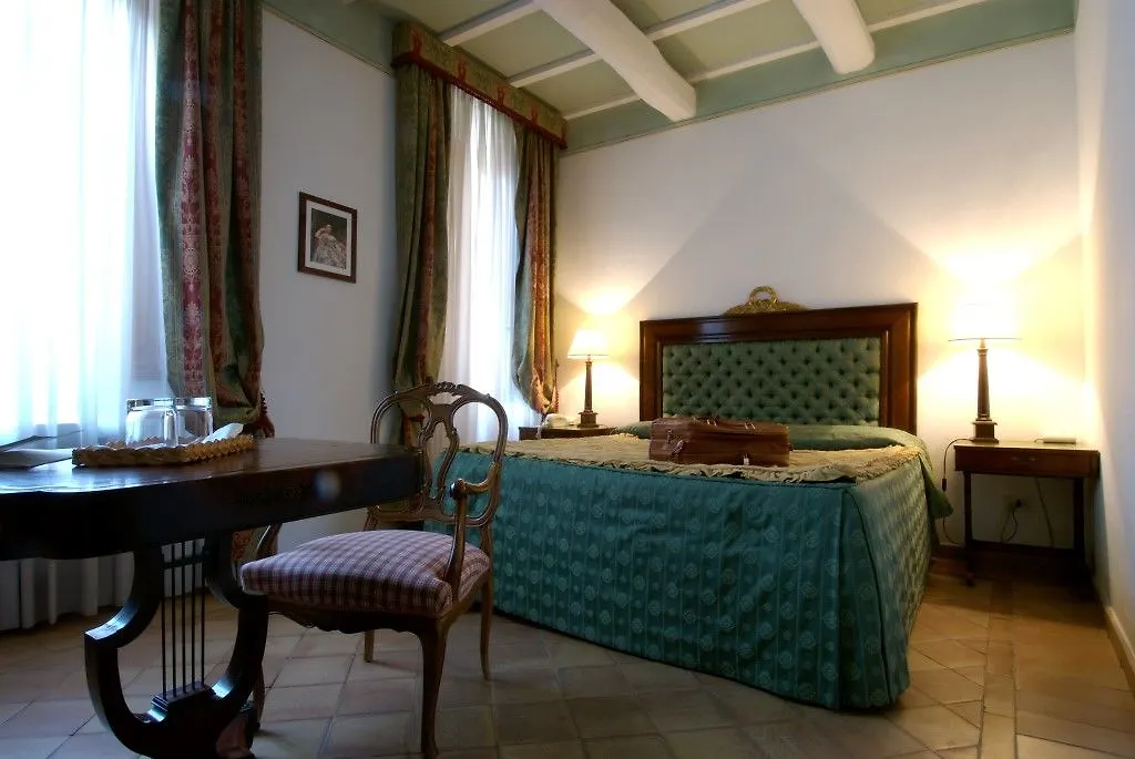 Hotel Centrale Cernobbio