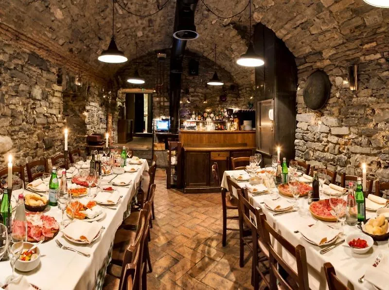 Hotel Centrale Cernobbio 4*,